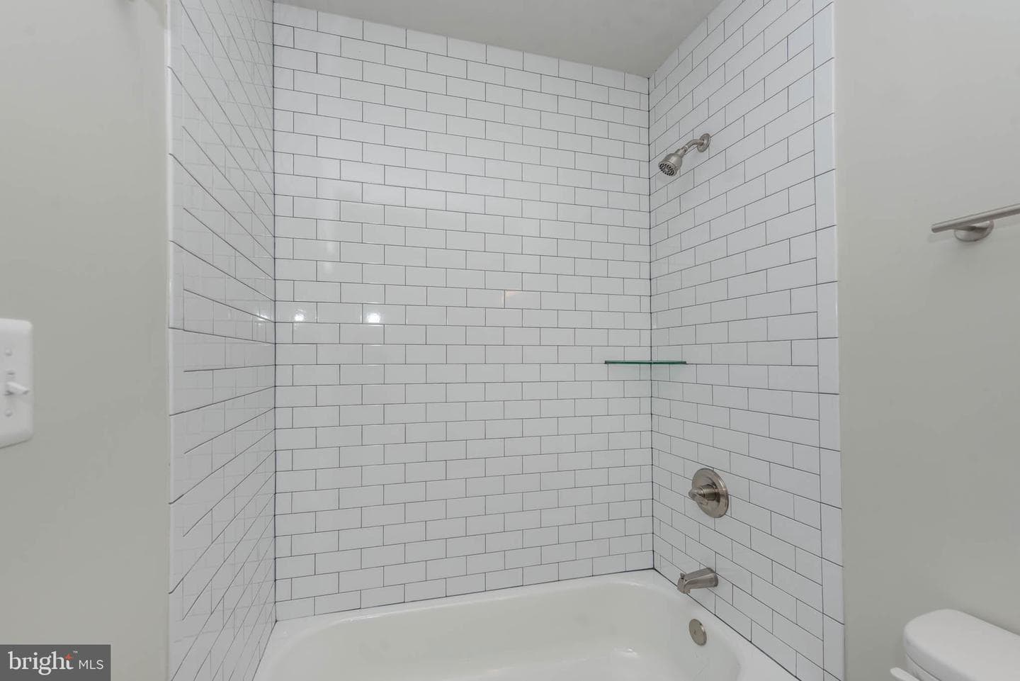 400 N Patterson Park Ave photo 11