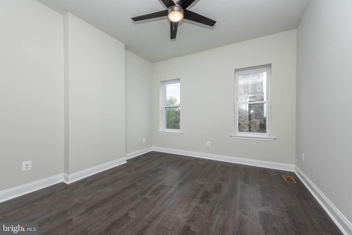 400 N Patterson Park Ave photo 12