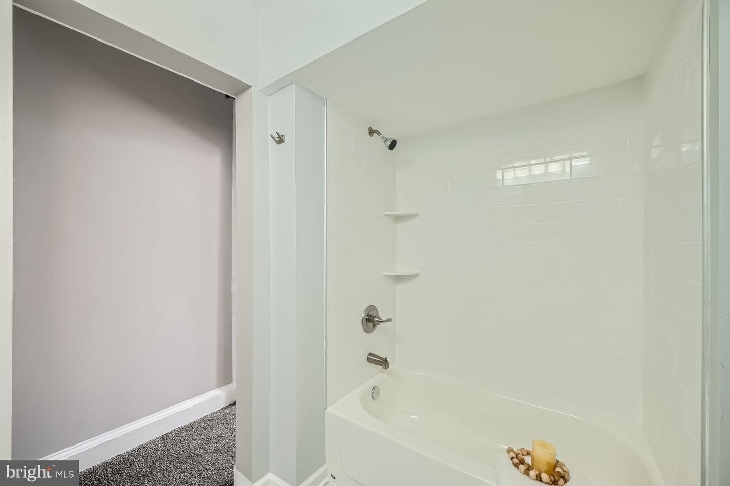 803 Wellington Street photo 19