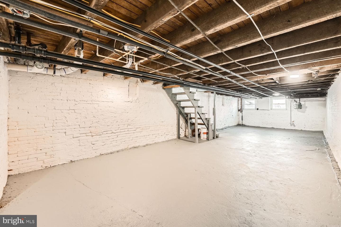 803 Wellington Street photo 25