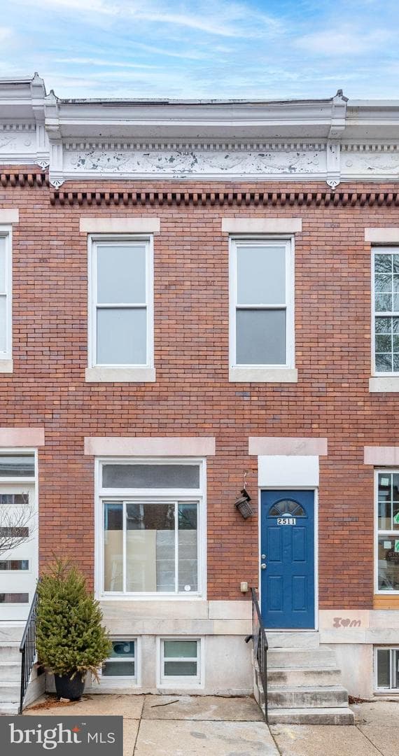 2511 Mcculloh Street photo 1