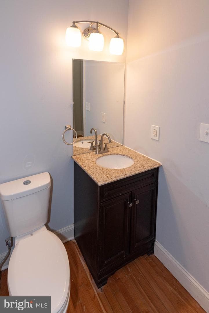 2511 Mcculloh Street photo 8
