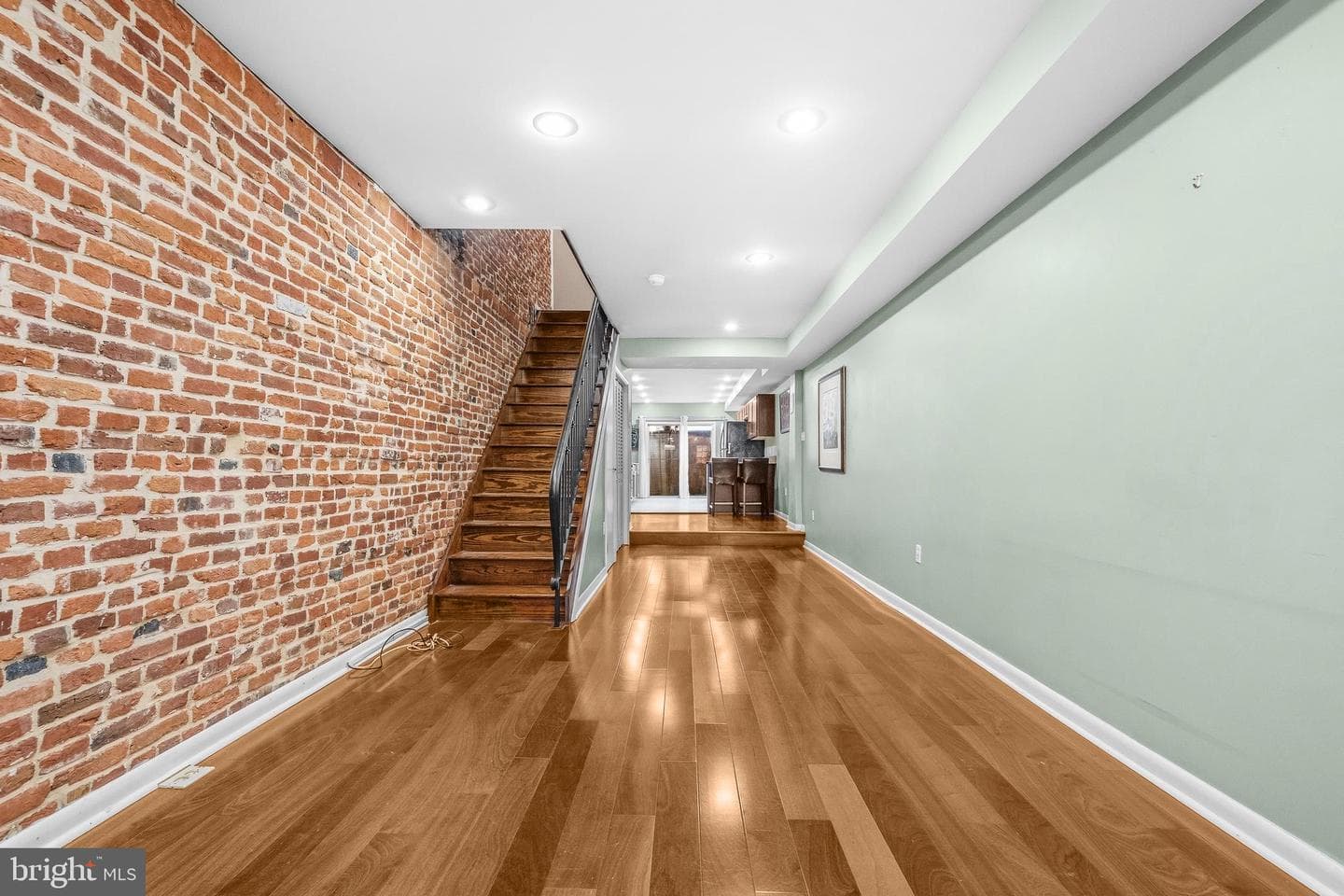 238 S Durham Street photo 4