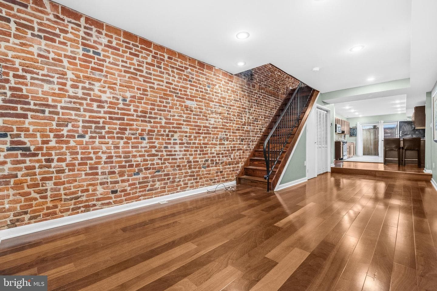 238 S Durham Street photo 5