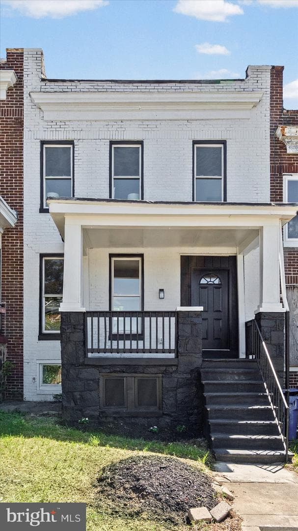 1007 N Rosedale Street photo 3