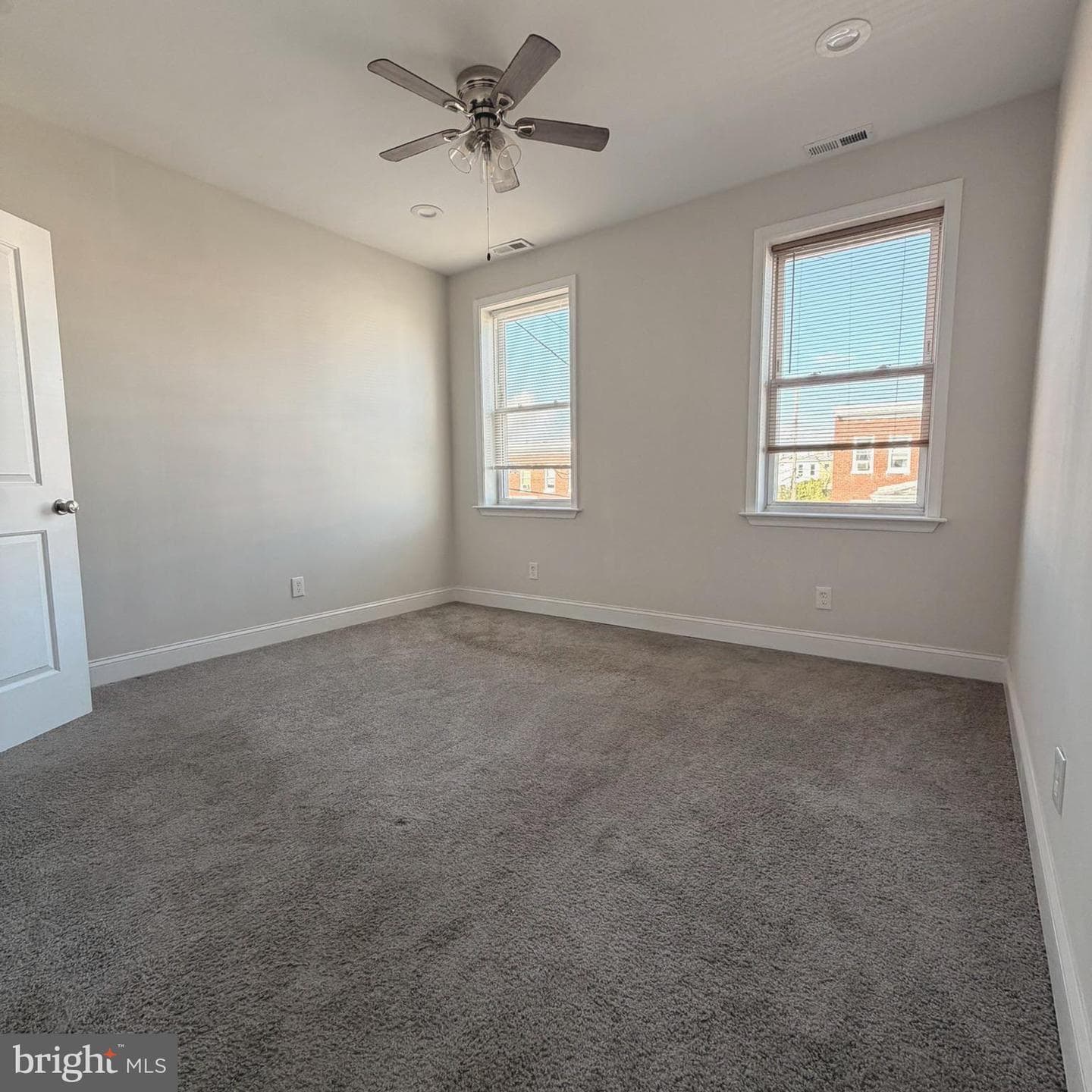 2631 W Cold Spring Lane photo 12