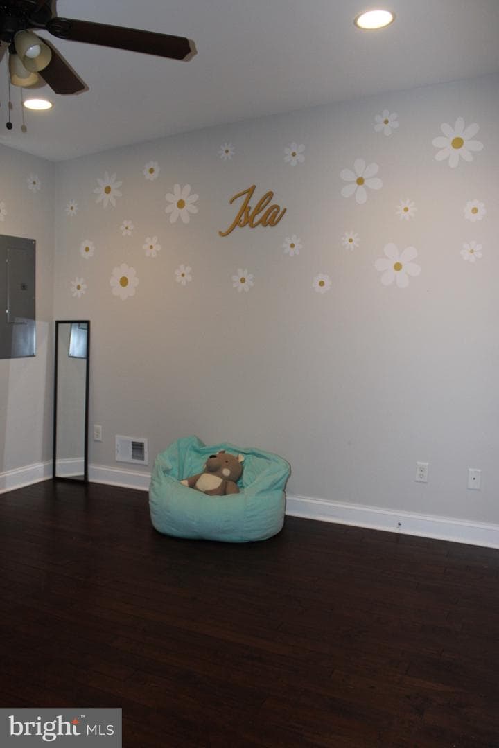 214 S Highland Avenue photo 13
