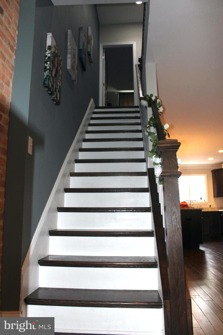 214 S Highland Avenue photo 6