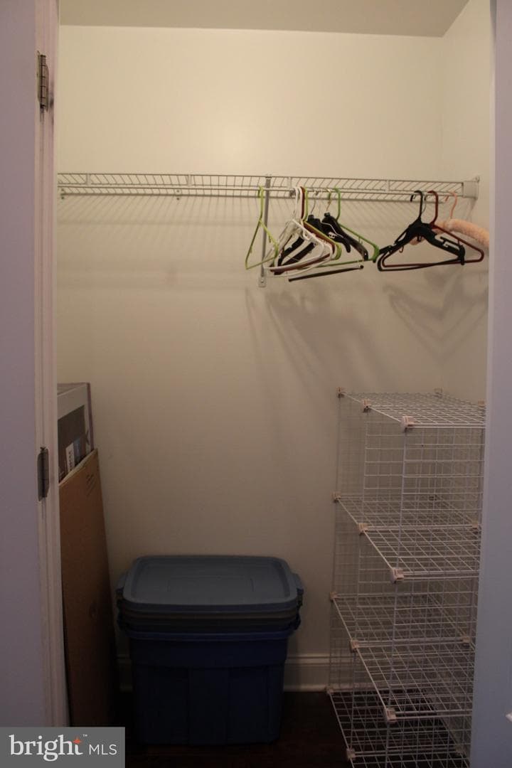 214 S Highland Avenue photo 9