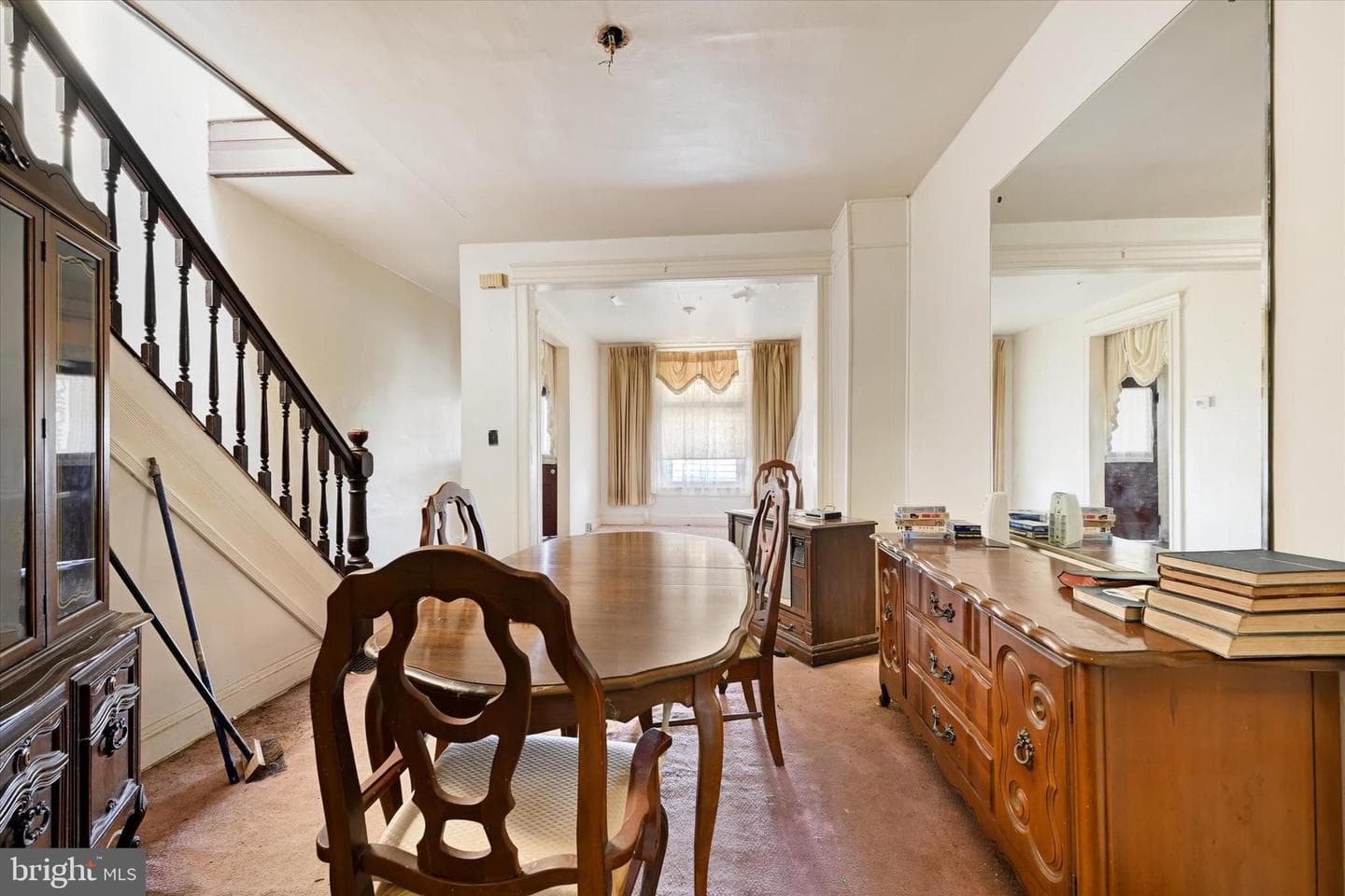 1716 E 28th Street photo 3