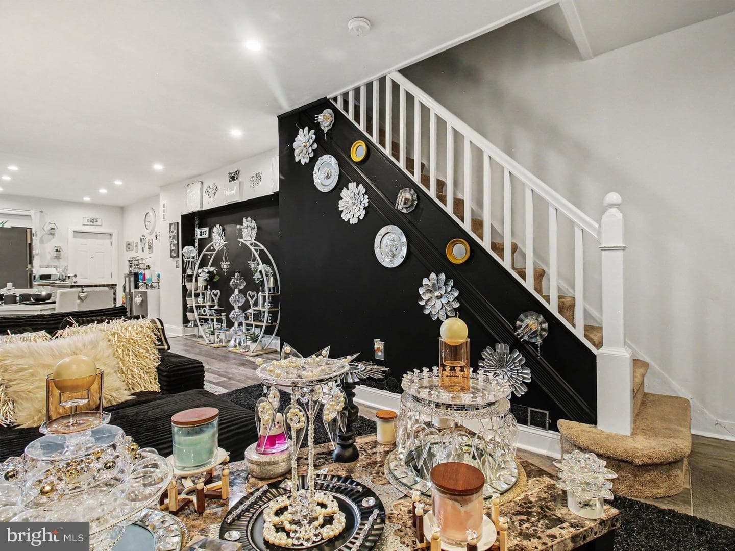2517 Robb Street photo 6