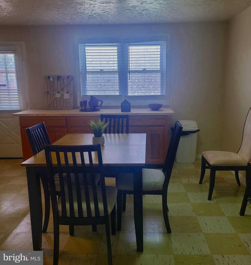5709 Moravia Road photo 7