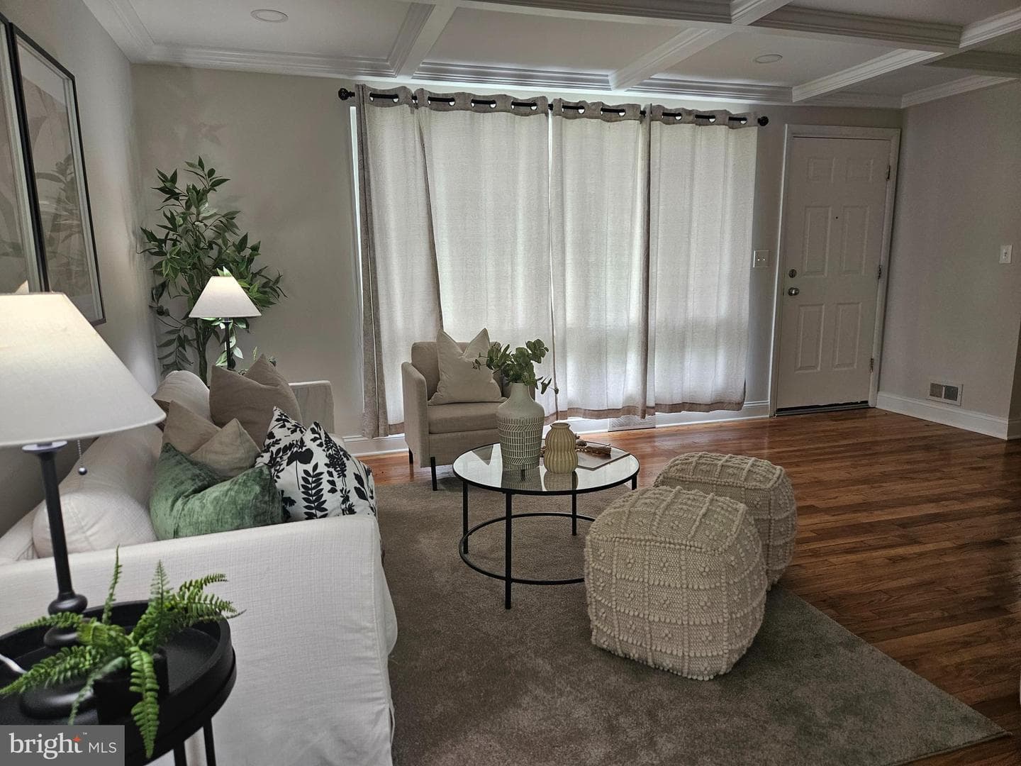 5617 Biddison Avenue photo 9
