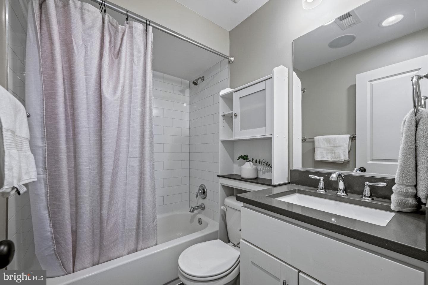 6 Randall Street photo 18