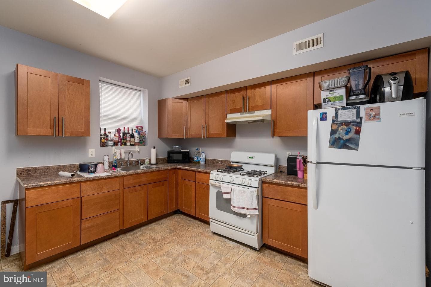 1710 Presbury Street photo 8