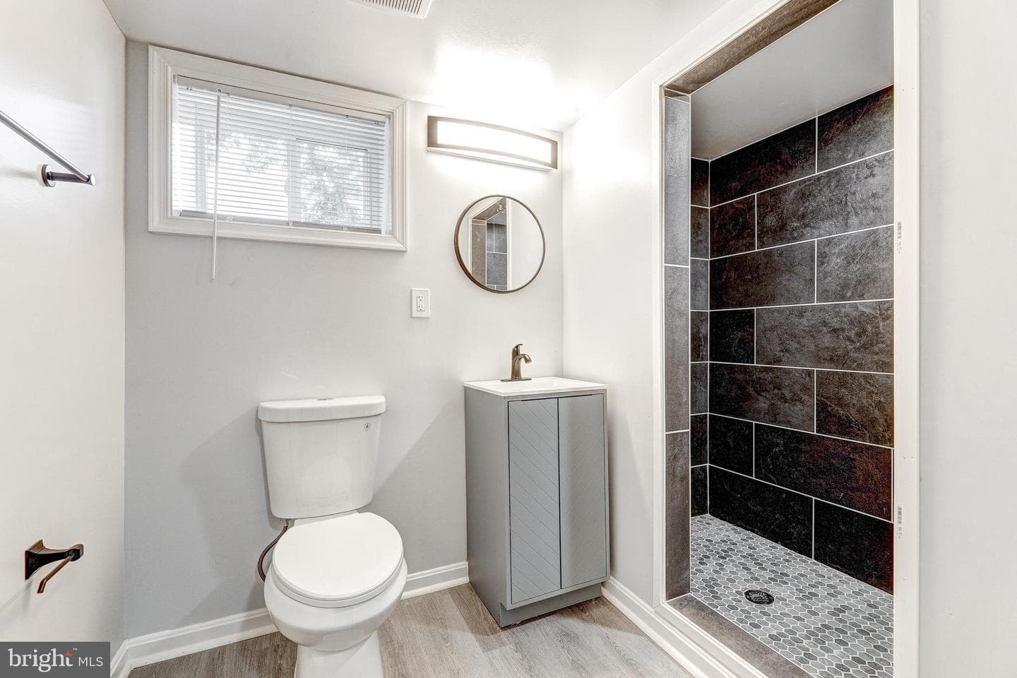 5802 Bland Avenue photo 31