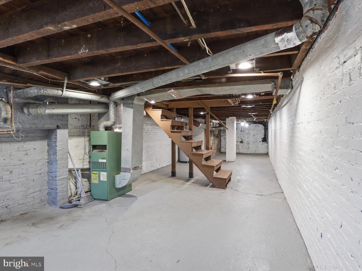 509 Laurens Street photo 17