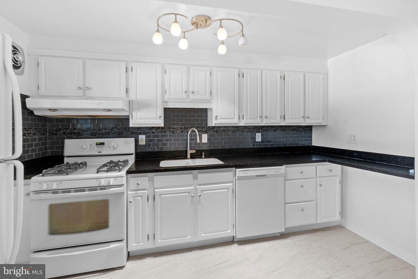 3732 Clarenell Road photo 11