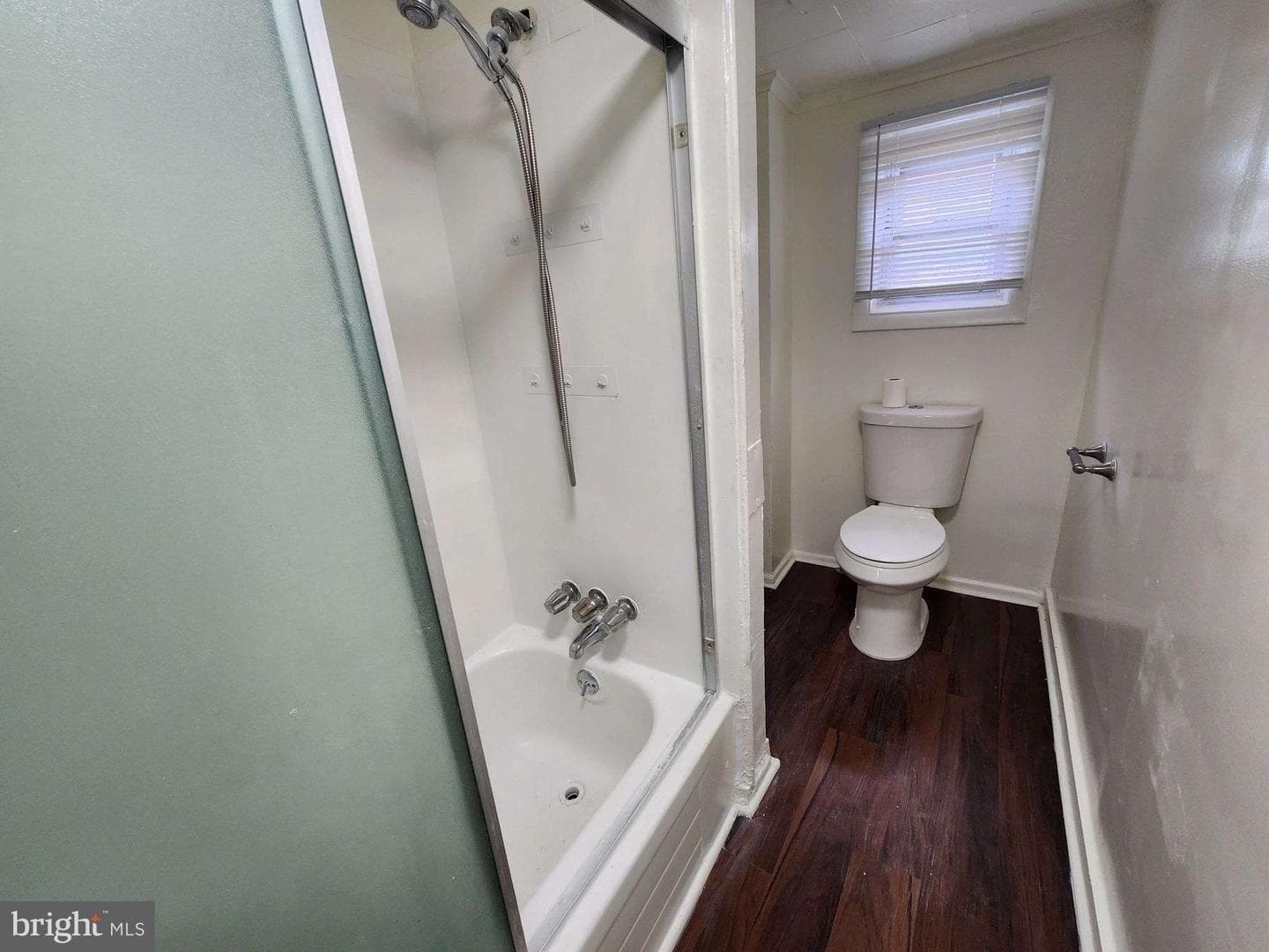 2409 Christian Street photo 17