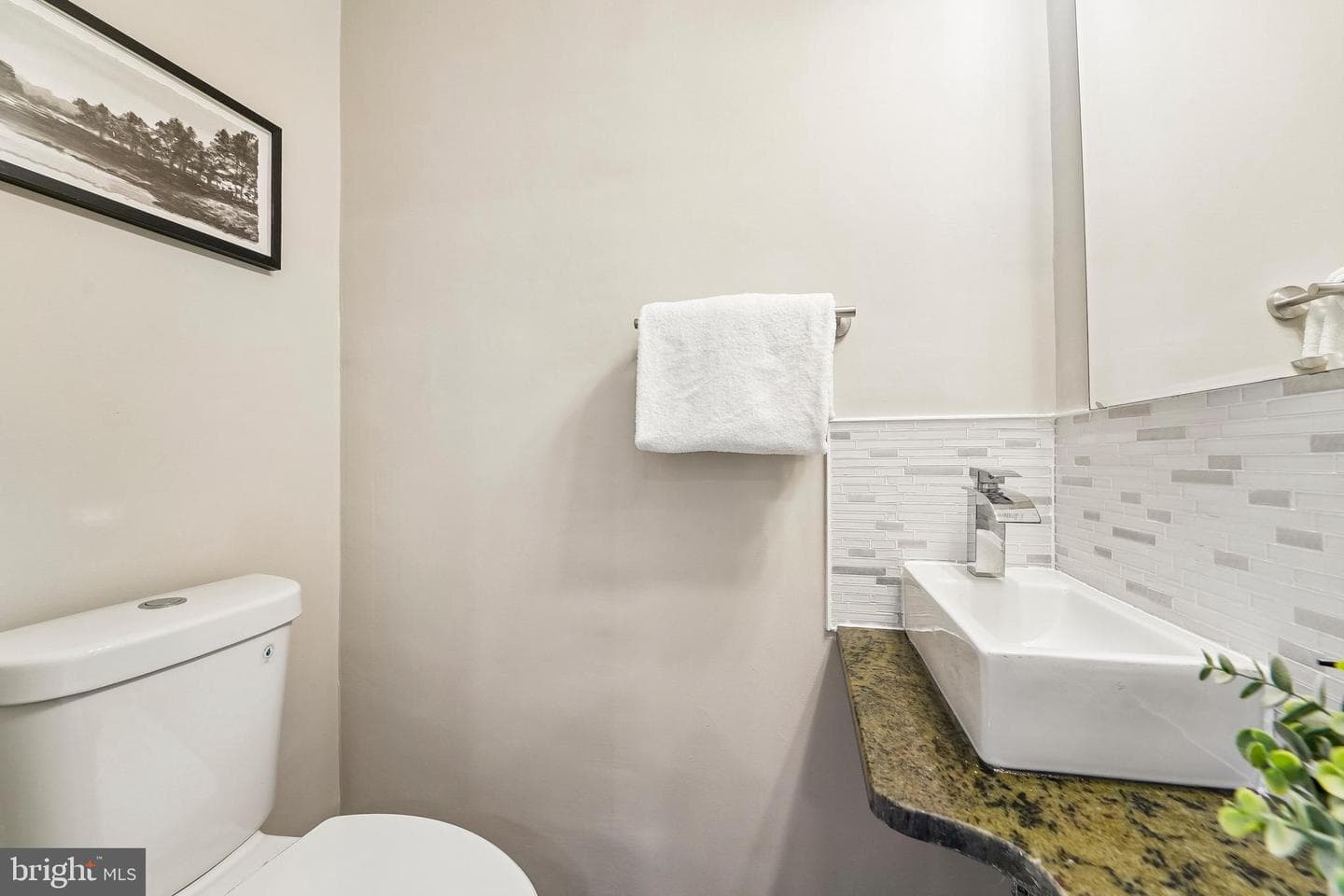 1108 W 43rd Street photo 17