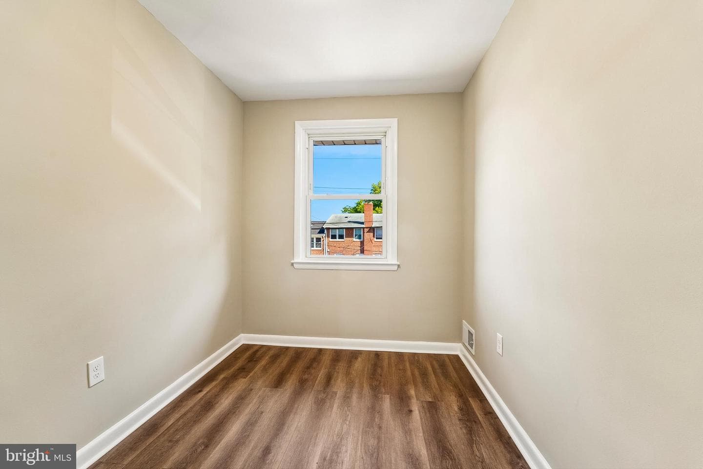 1108 W 43rd Street photo 24