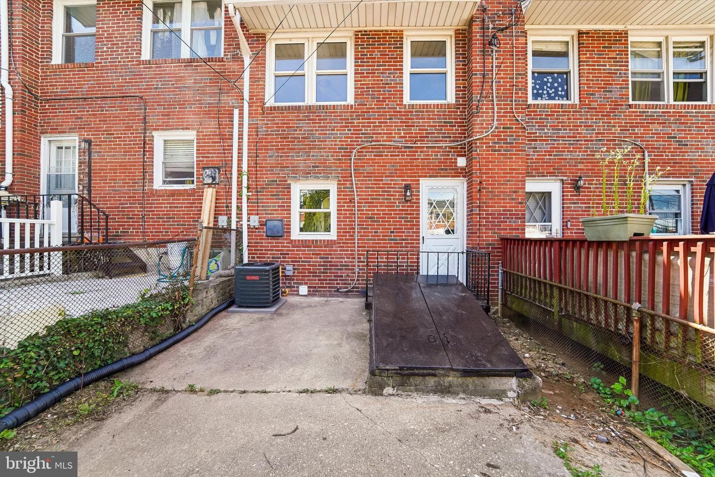 1108 W 43rd Street photo 34