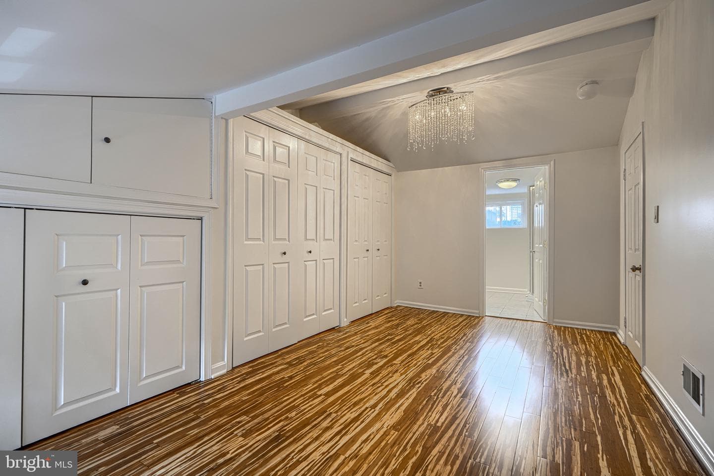 209 Scott Street photo 18