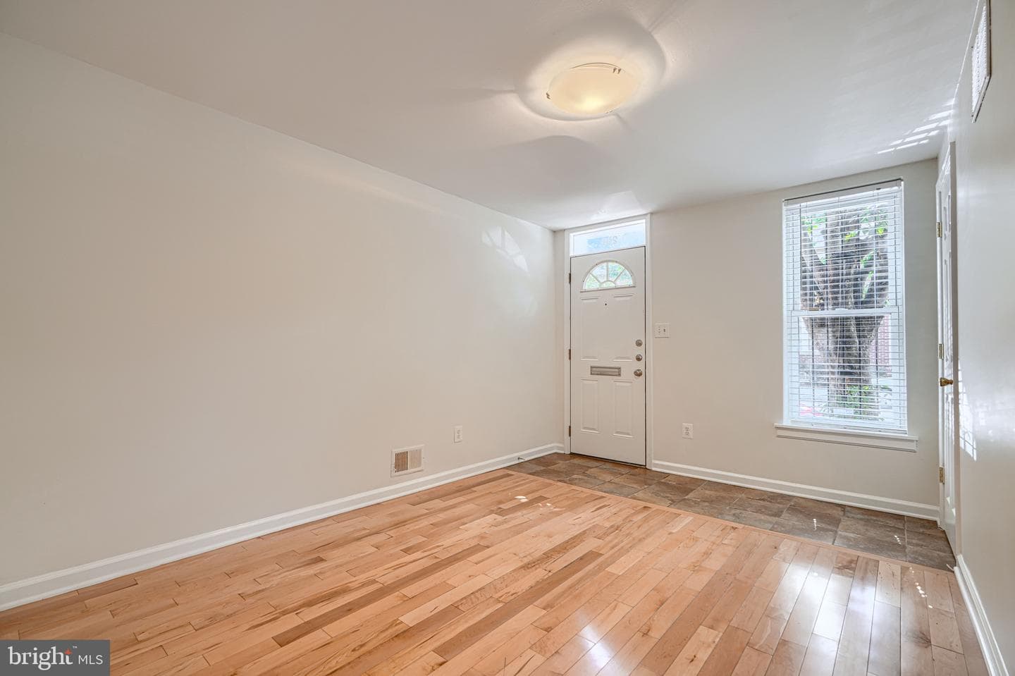 209 Scott Street photo 45