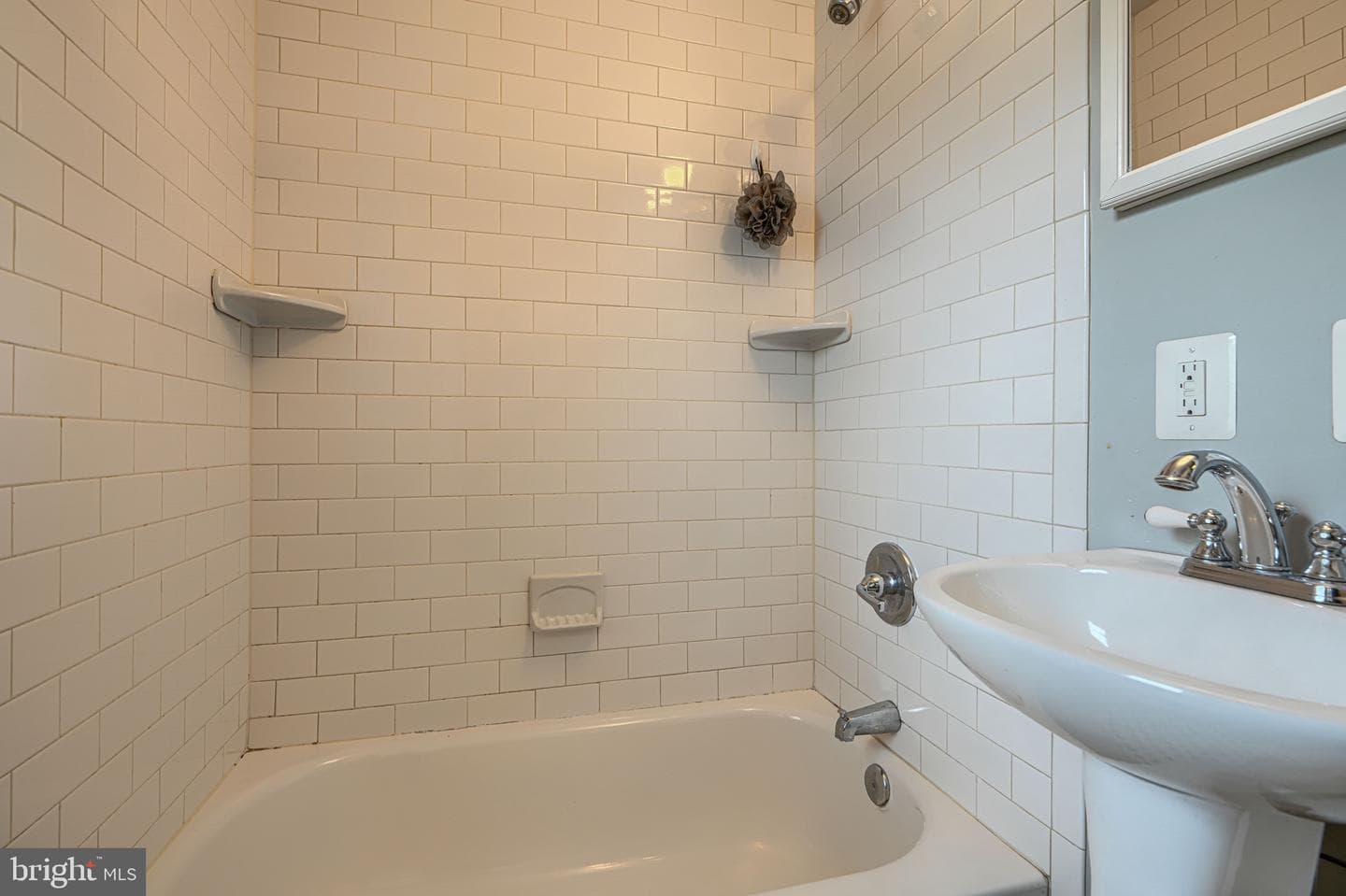 2705 Latona Road photo 44