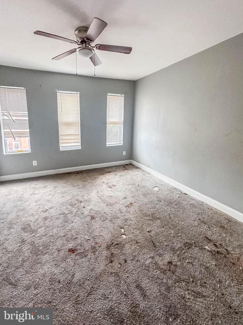 2556 W Fairmount Avenue photo 7