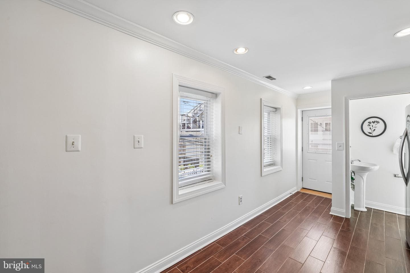 1232 Riverside Avenue photo 32