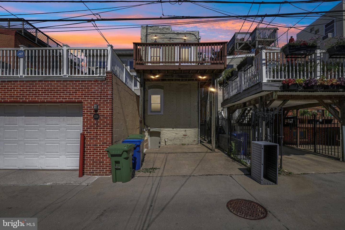 1232 Riverside Avenue photo 58