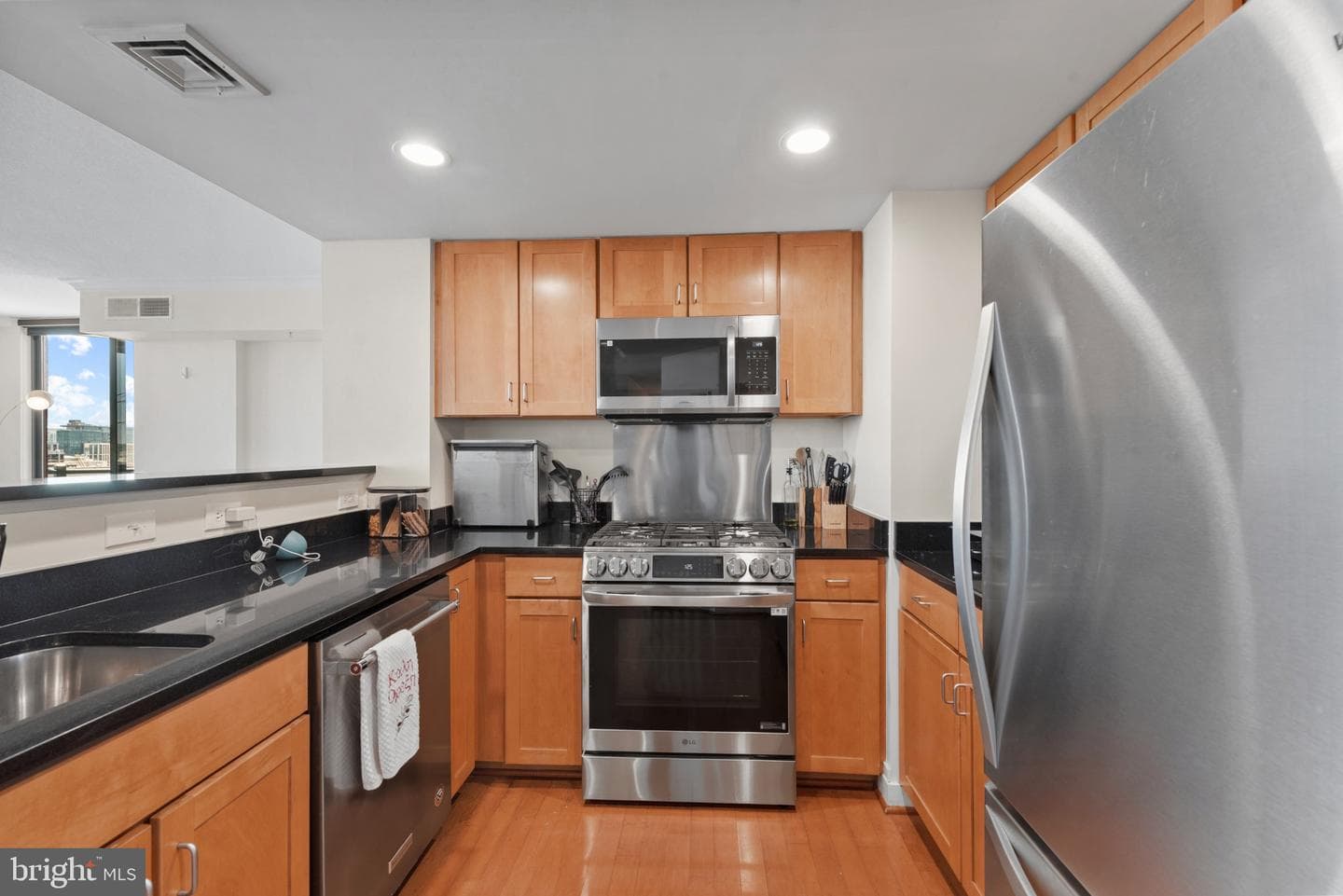 414 Water Street #1813 photo 14