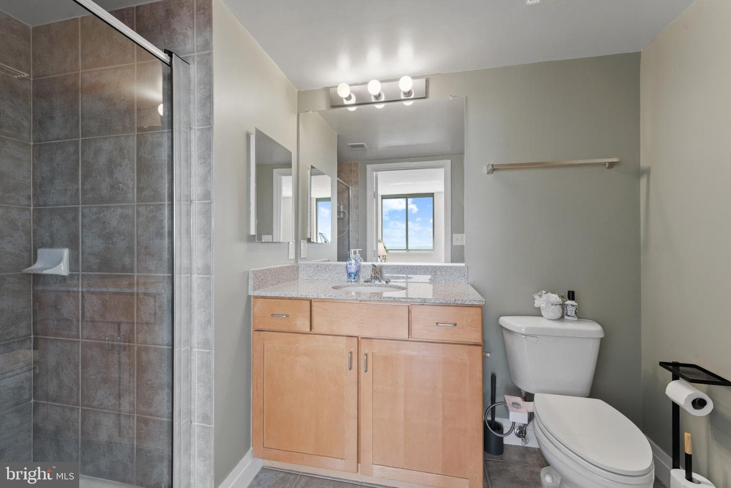 414 Water Street #1813 photo 23