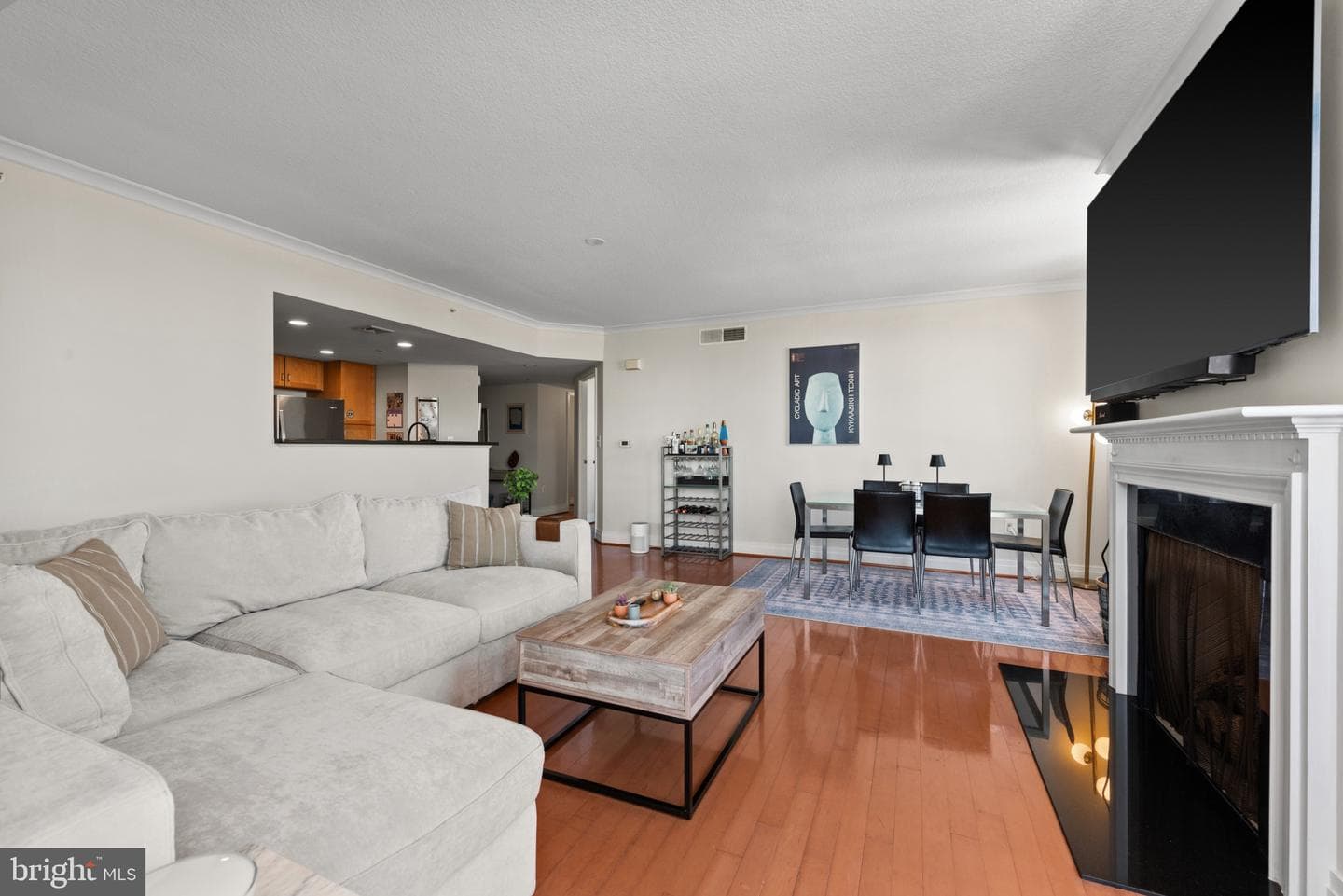 414 Water Street #1813 photo 9