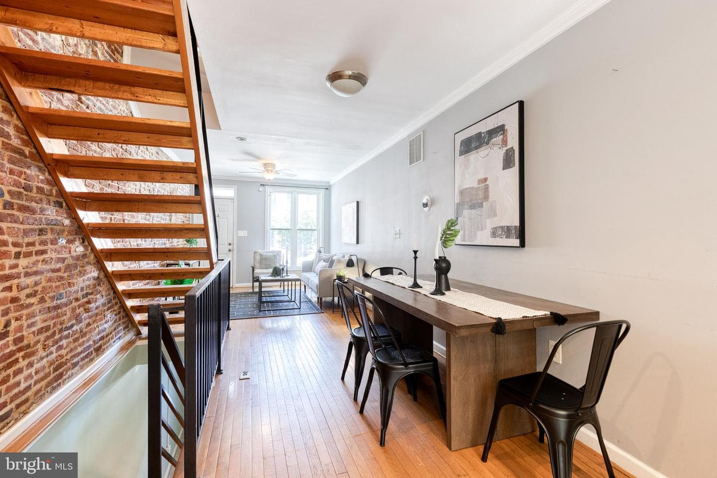 1309 Andre Street photo 9
