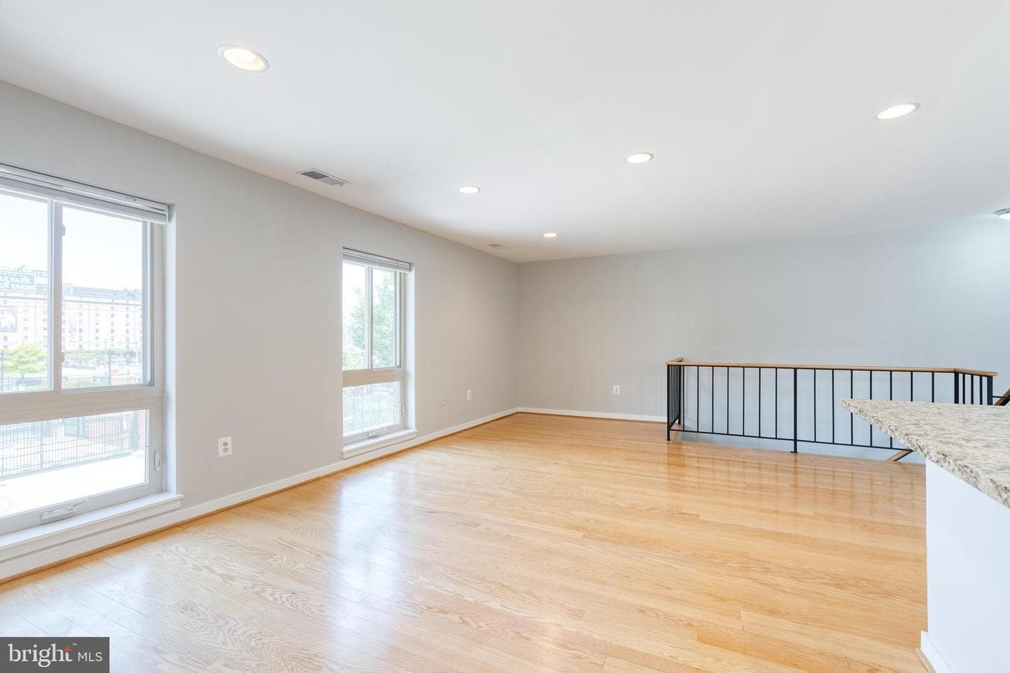 425 S Sharp Street #r 15 photo 11