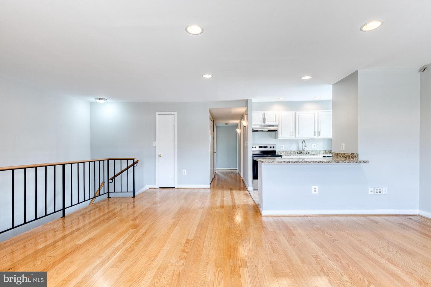 425 S Sharp Street #r 15 photo 8
