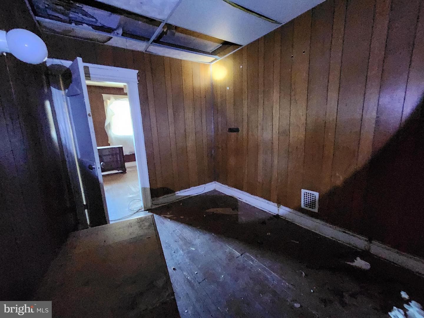 1902 E 28th Street photo 21