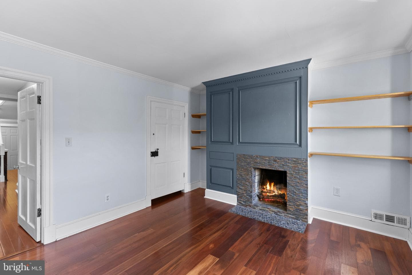 2930 Elliott Street photo 15