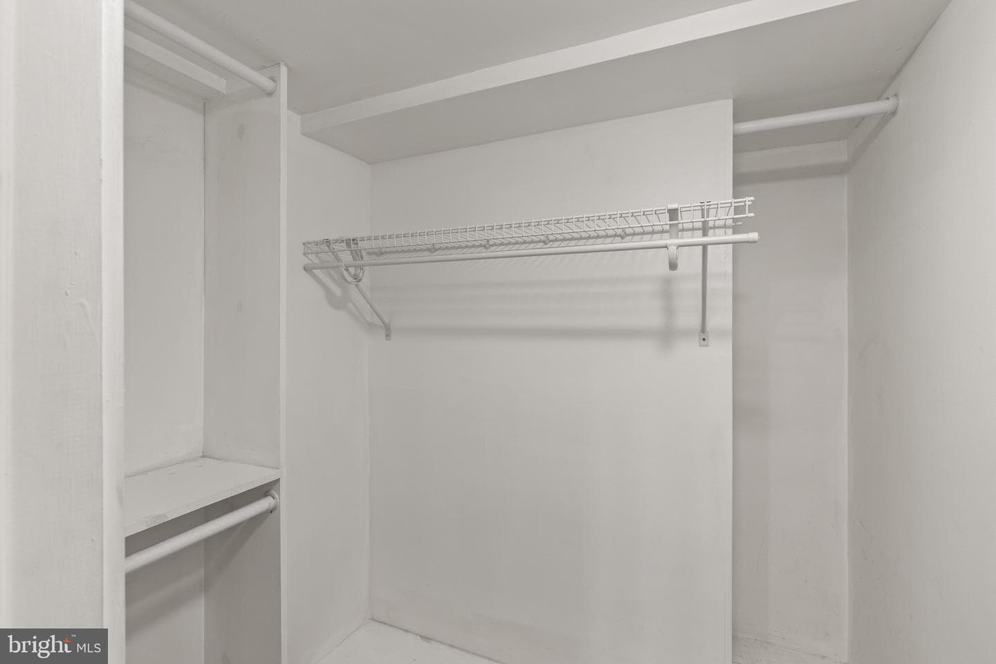 2930 Elliott Street photo 24