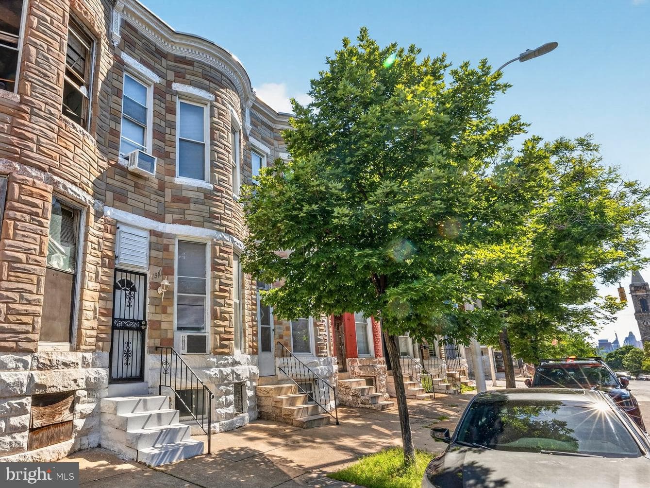 1910 W Fayette Street, Baltimore