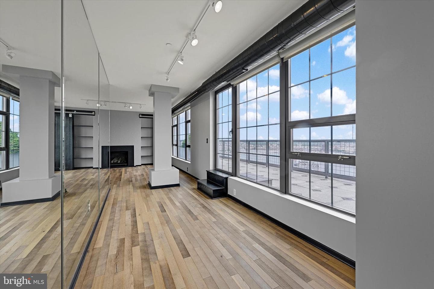 1200 Steuart Street #1913 photo 15