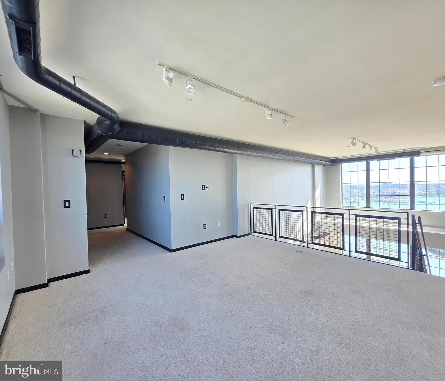 1200 Steuart Street #1913 photo 37