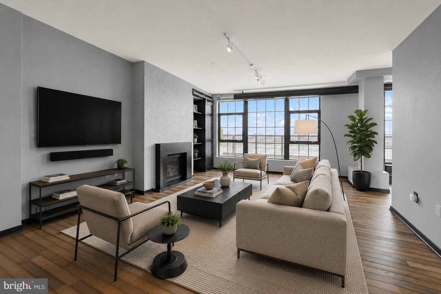 1200 Steuart Street #1913 photo 7