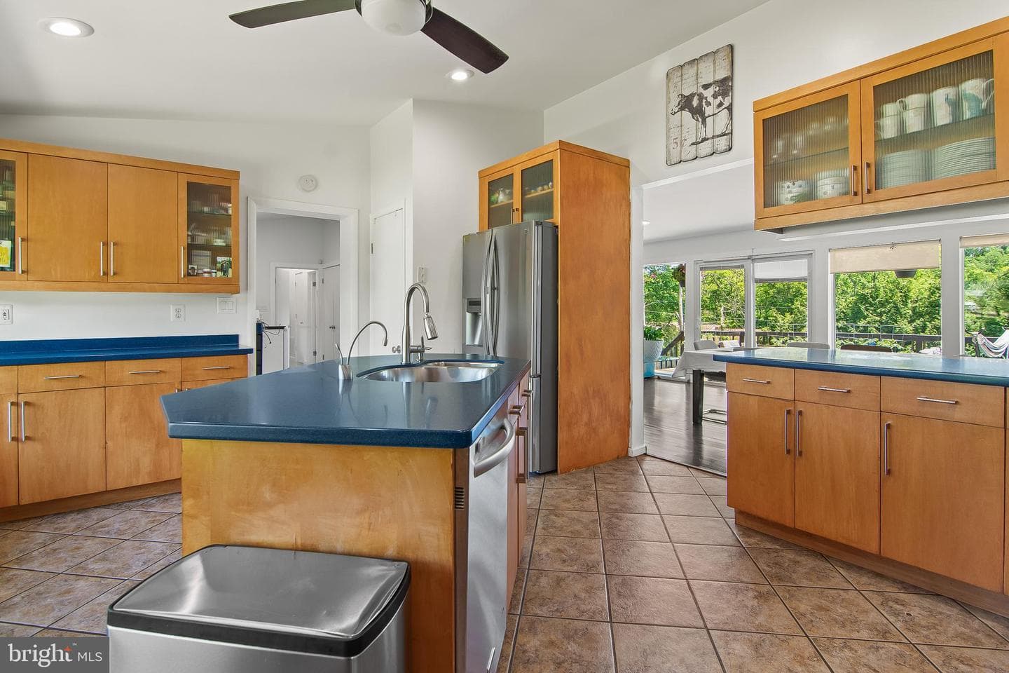 6105 Ivymount Road photo 9