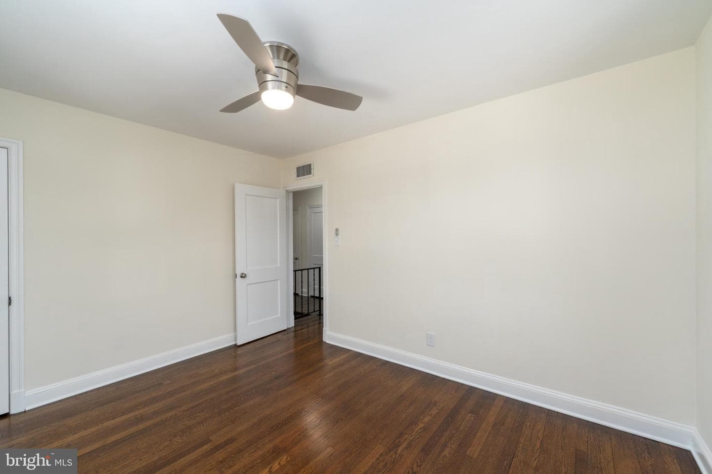 3255 Yosemite Avenue photo 25