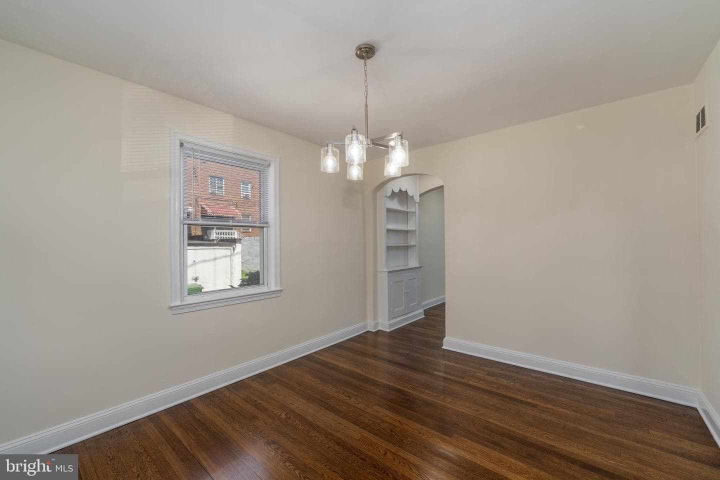 3255 Yosemite Avenue photo 9