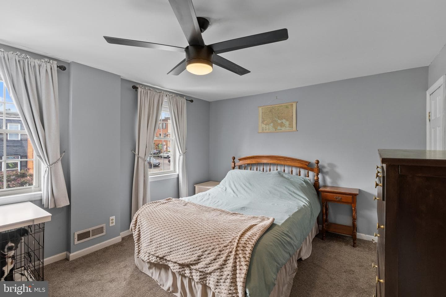 2223 Fleet Street photo 20