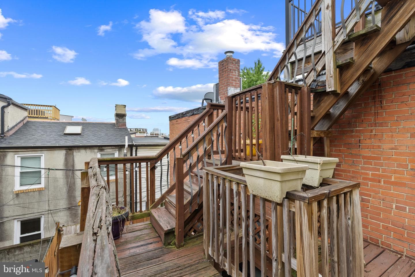 2223 Fleet Street photo 34